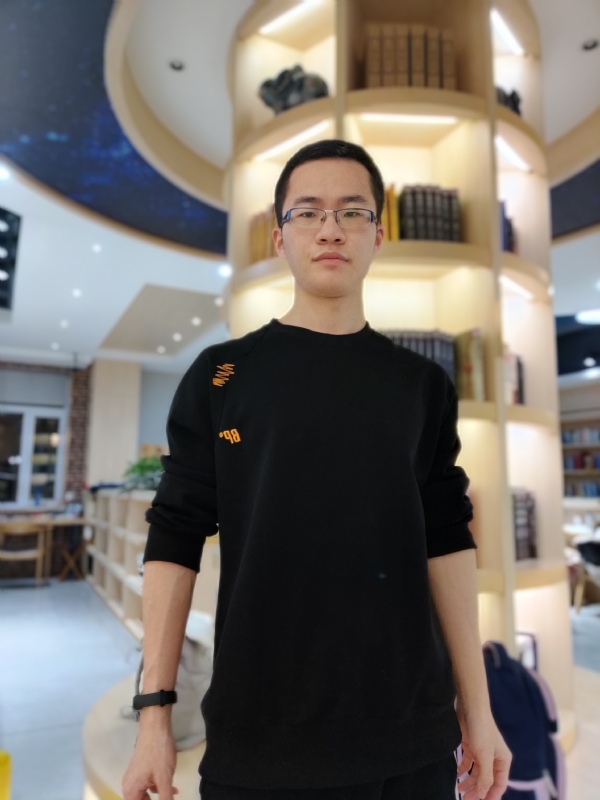轩墨的第一张照片--桂林相亲服务中心