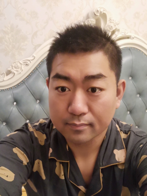 曾经的第一张照片--桂林相亲服务中心
