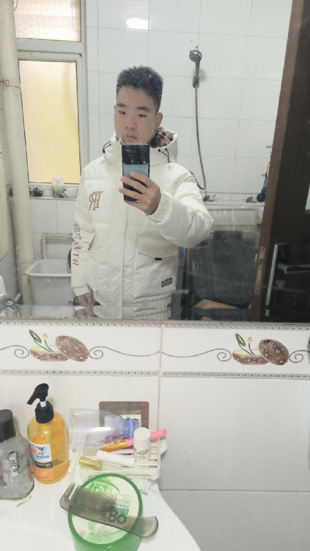 小李的第一张照片--桂林相亲服务中心