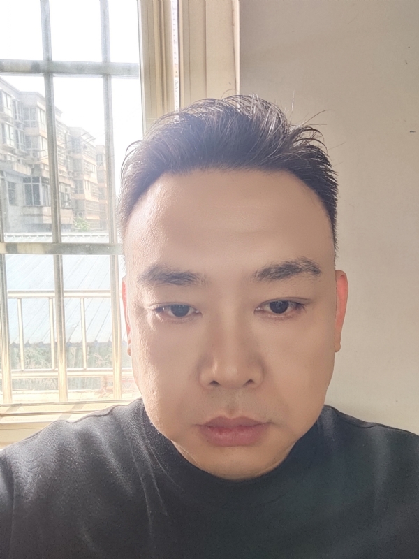 爱人先爱己的第一张照片--桂林相亲服务中心