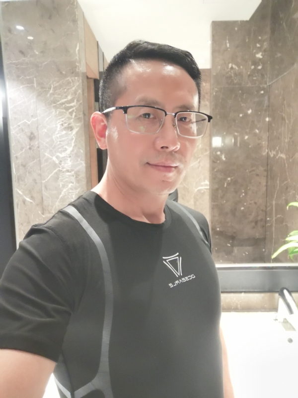 燕青的第一张照片--桂林相亲服务中心