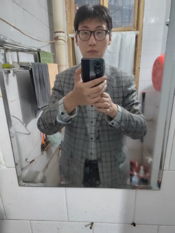 窒息的第二张照片--桂林相亲服务中心