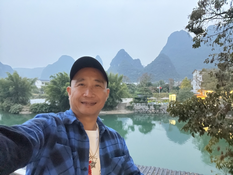 民叔叔的第一张照片--桂林相亲服务中心