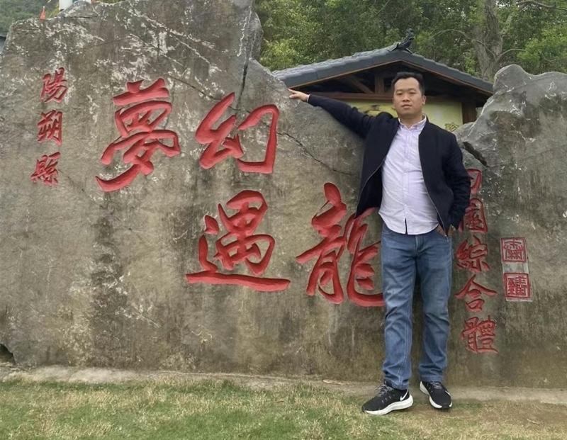 快乐每一天的第一张照片--桂林相亲服务中心
