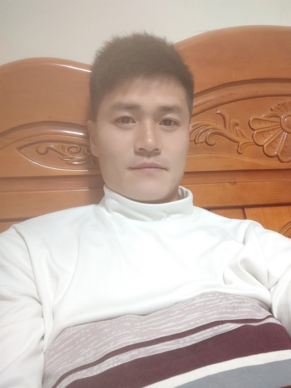 网球罗的第四张照片--桂林相亲服务中心