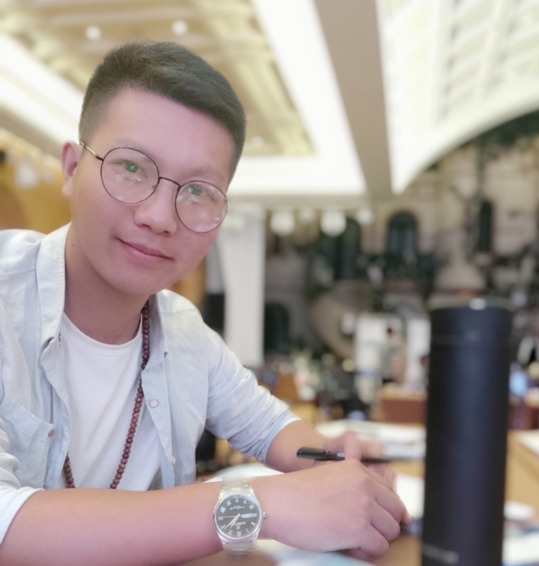 黄先生的第一张照片--桂林相亲服务中心