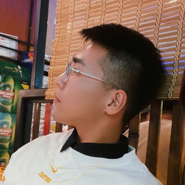 yang的第一张照片--桂林相亲服务中心