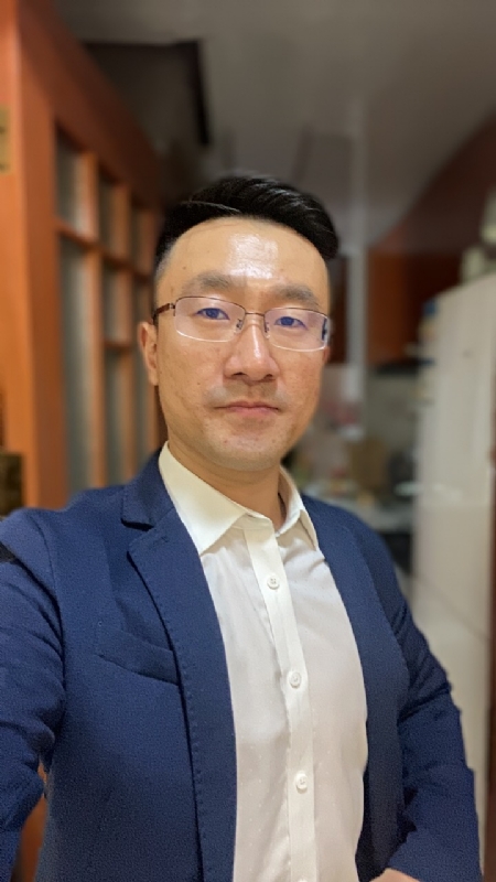 笑看人生的第一张照片--桂林相亲服务中心