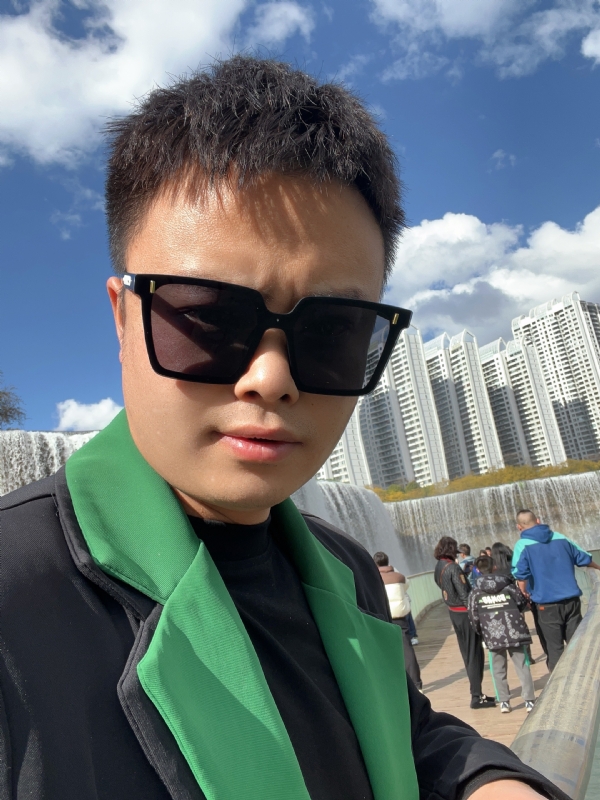 子阳的第一张照片--桂林相亲服务中心