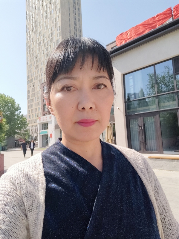 天山雪莲的第一张照片--桂林相亲服务中心