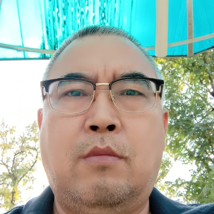 绿萝的第一张照片--桂林相亲服务中心