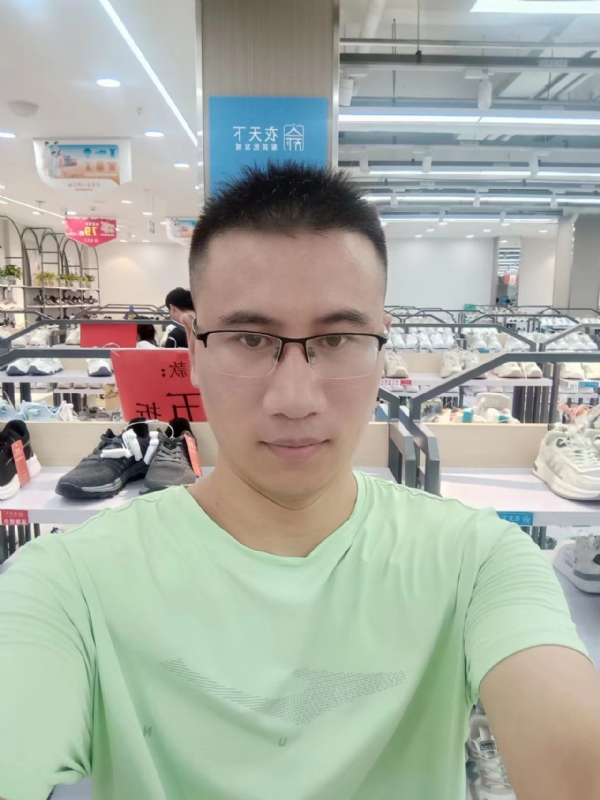 KKK960011的第一张照片--桂林相亲服务中心