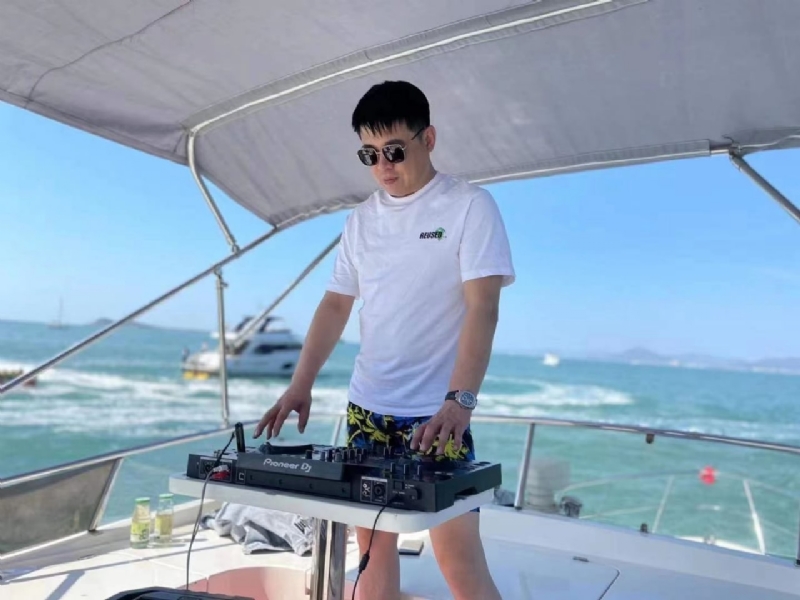 魔盒的第一张照片--桂林相亲服务中心