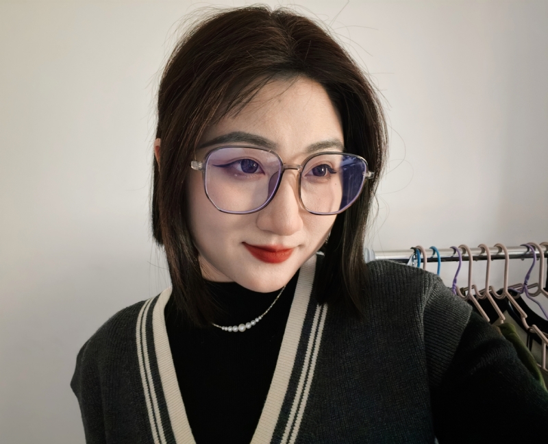 Helen的第一张照片--桂林相亲服务中心