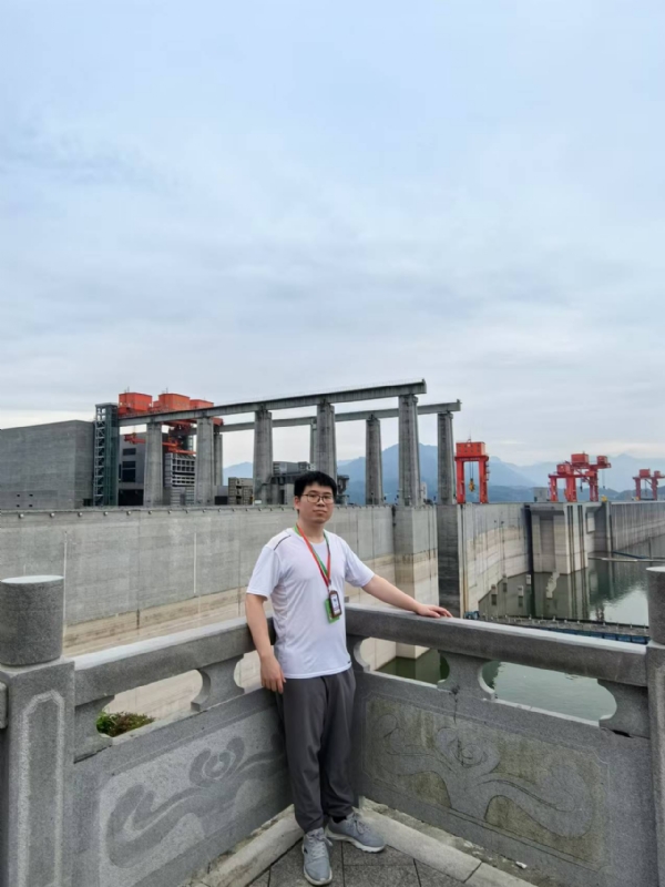 xhfsx的第一张照片--桂林相亲服务中心