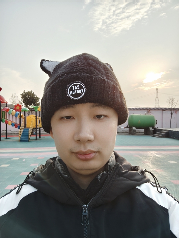王连杰的第一张照片--桂林相亲服务中心