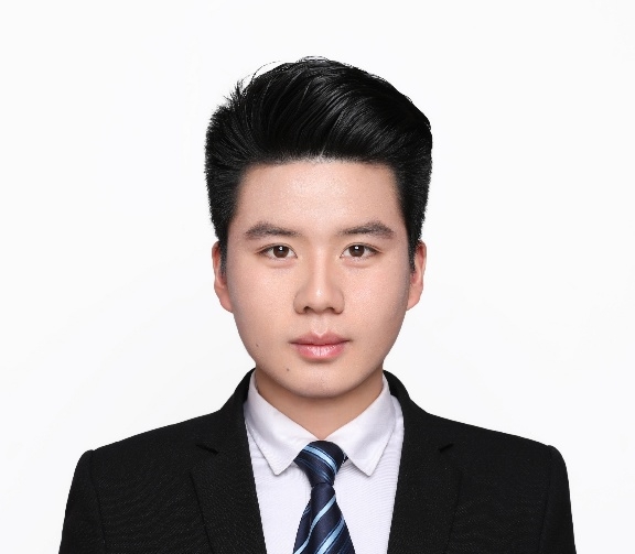 灯火阑珊处的第一张照片--桂林相亲服务中心
