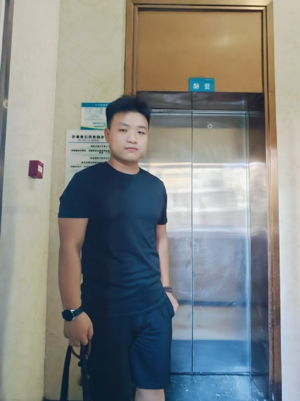 JCY的第一张照片--桂林相亲服务中心