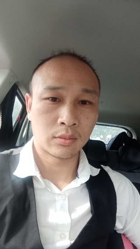 回首往事依旧的第一张照片--桂林相亲服务中心