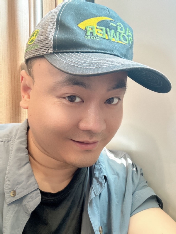 冰的第二张照片--桂林相亲服务中心