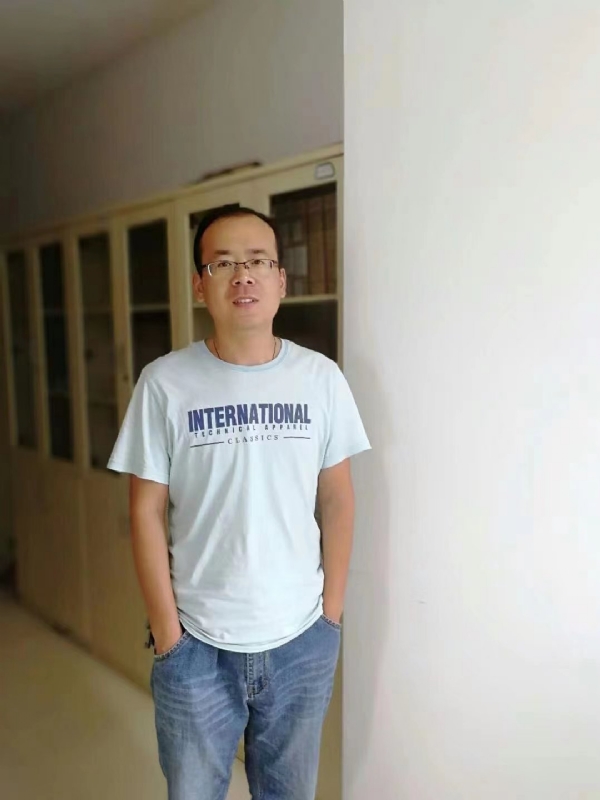 黄土麦田的第一张照片--桂林相亲服务中心