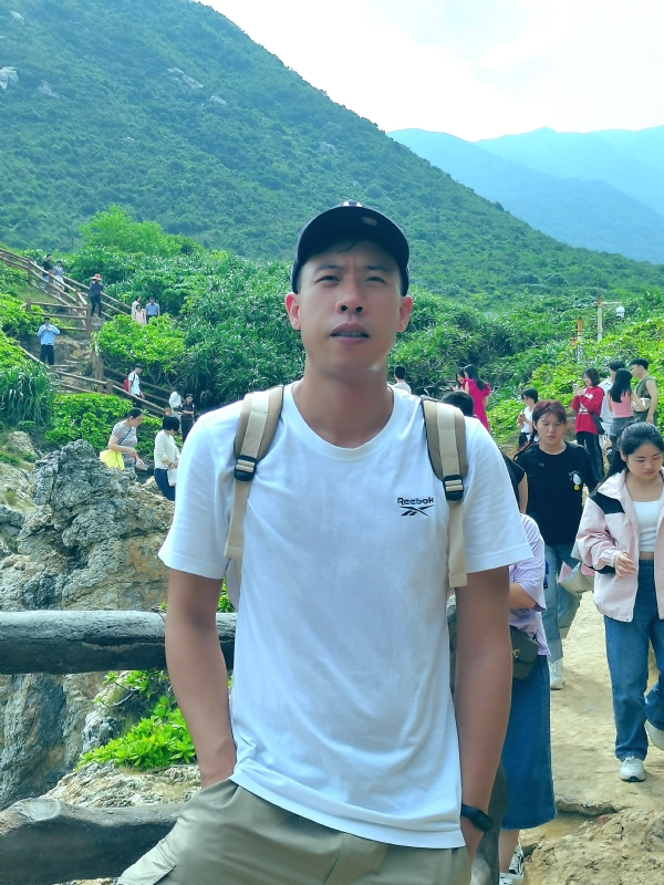 吴生的第一张照片--桂林相亲服务中心