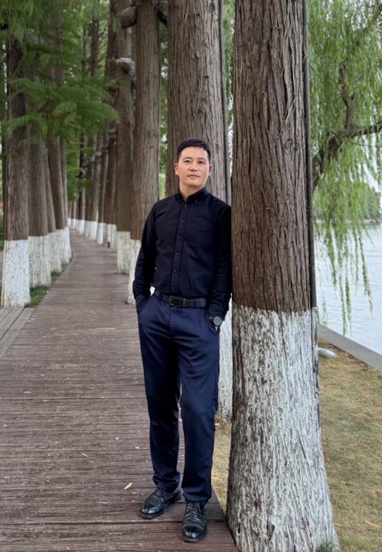 澤朔的第一张照片--桂林相亲服务中心