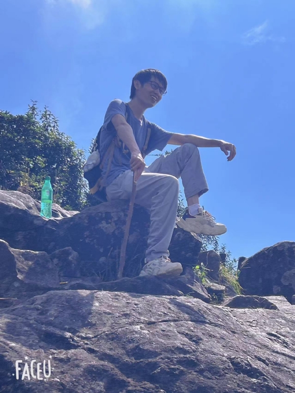 落叶之秋的第一张照片--桂林相亲服务中心