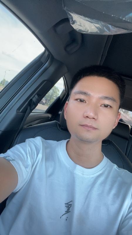 小江的第一张照片--桂林相亲服务中心