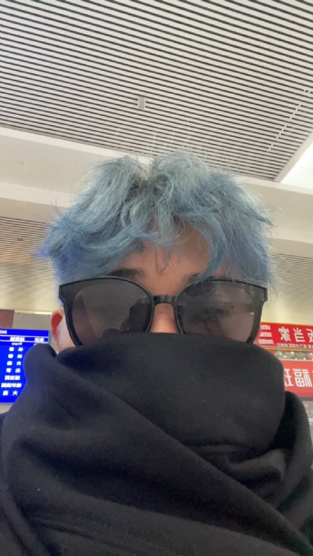 平行线的第二张照片--桂林相亲服务中心