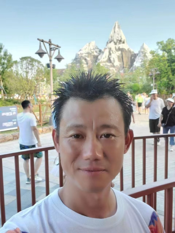 艾氏涂料博的第一张照片--桂林相亲服务中心
