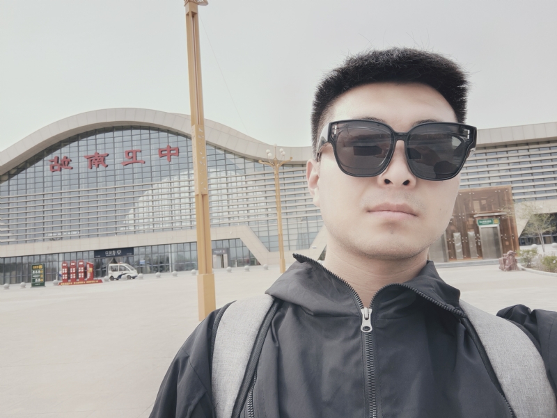 起因的第一张照片--桂林相亲服务中心