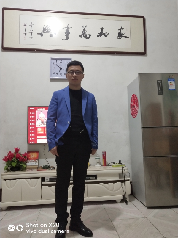 孤独的狼的第一张照片--桂林相亲服务中心