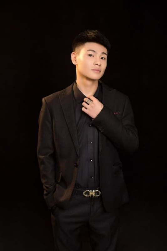 刘小船的第一张照片--桂林相亲服务中心