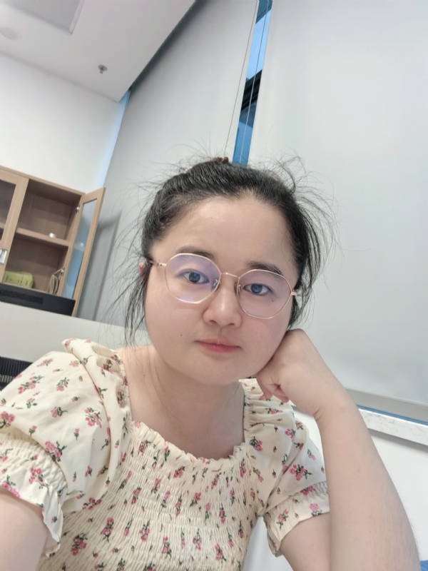 盼盼的第一张照片--桂林相亲服务中心