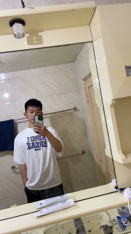 哈哈的第二张照片--桂林相亲服务中心