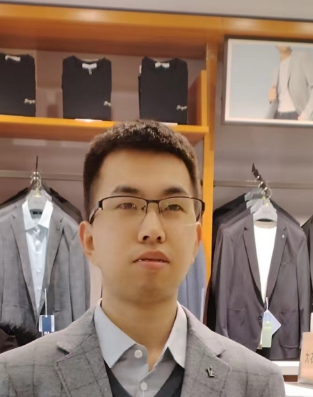 吴桐的第一张照片--桂林相亲服务中心