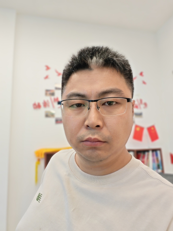 苦海寻舟的第一张照片--桂林相亲服务中心