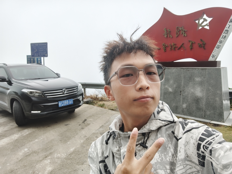 六十一的第一张照片--桂林相亲服务中心